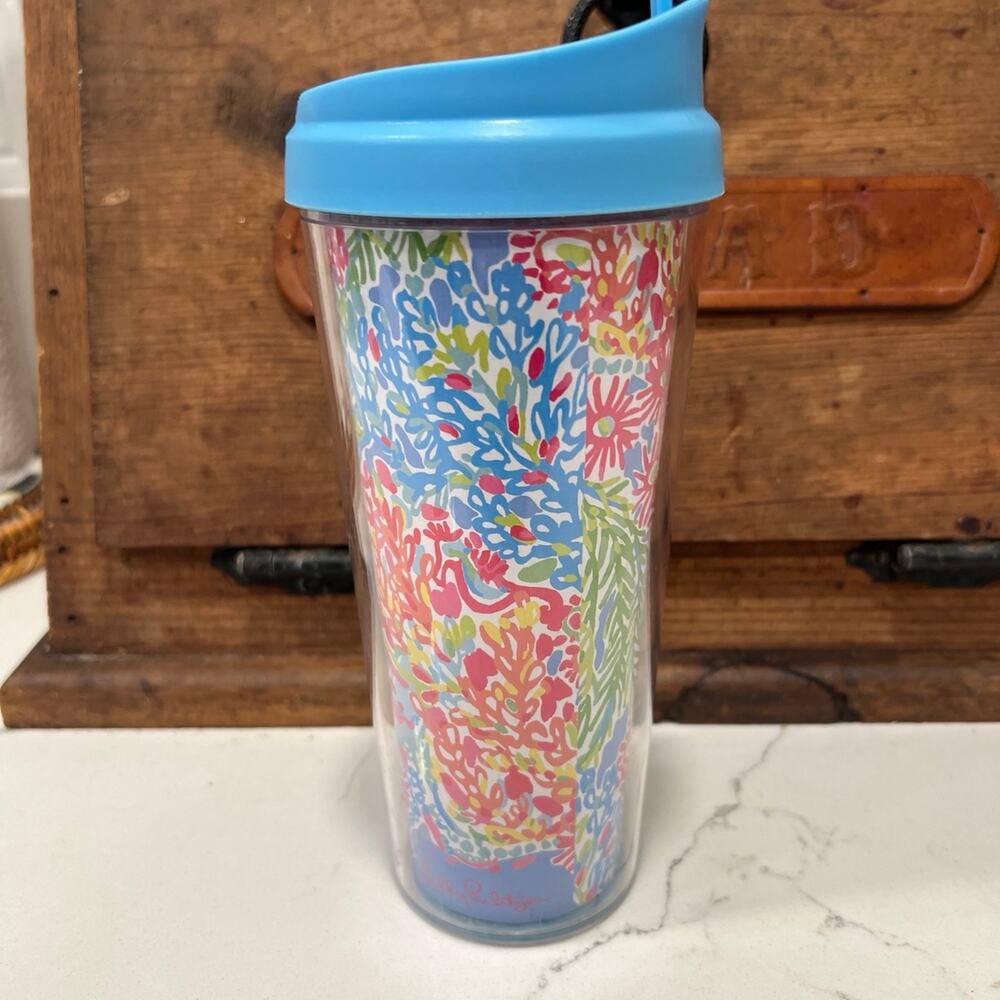 Lilly pultizer Tumbler‎